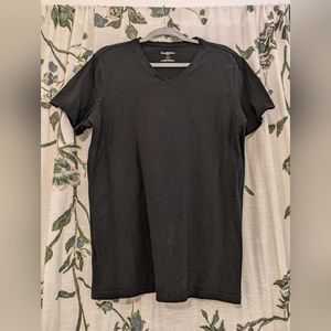 Black goodfellow &co tee medium.
